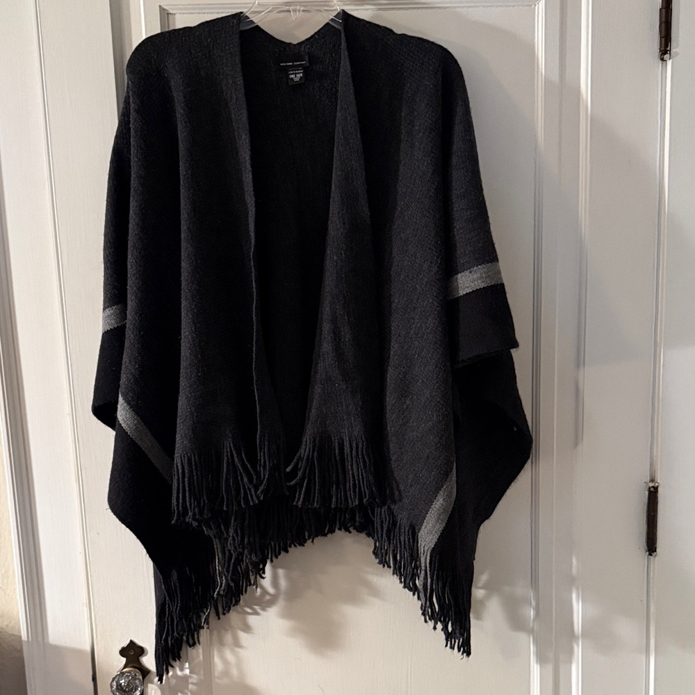 New York & Company Charcoal Knit shawl
